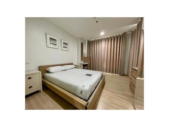 ไลฟ์ แอท สาทร 10 1 ห้องนอน