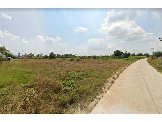 ขายที่ดินพานทอง 8 ไร่ ติดถนนคอนกรีต ใกล้ถนนเส้น 3023 - 950 เมตร หนองหงษ์ จ.ชลบุรี