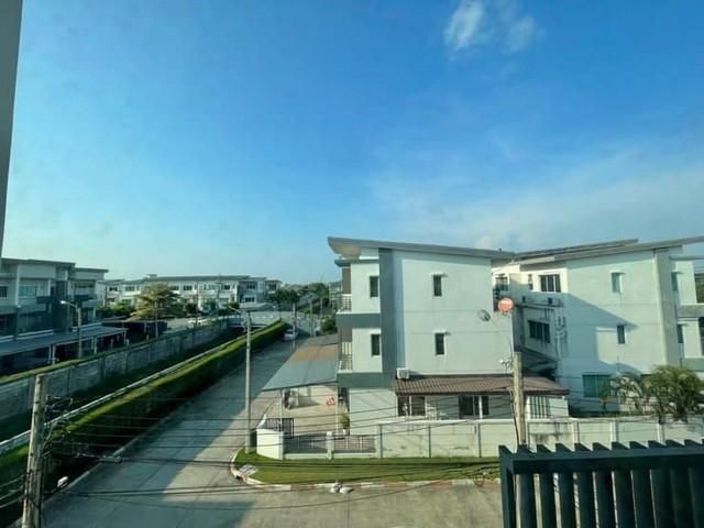 ให้เช่าทาวน์โฮม 3 ชั้น โครงการ Town Avenue พระราม 9