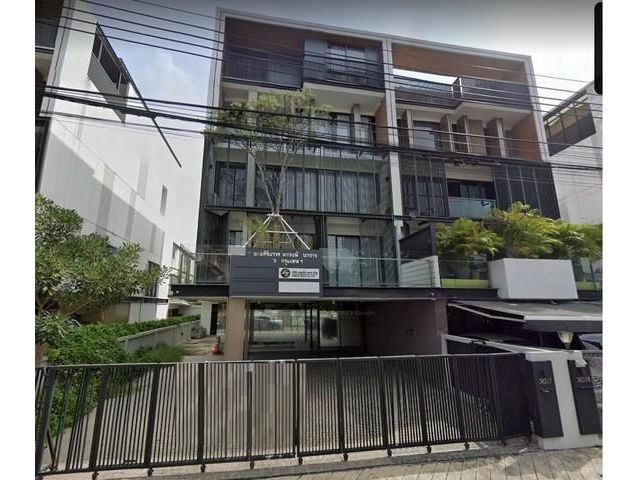 ขายโฮมออฟฟิศ 5 ชั้นหลังมุม ซอยพระรามเก้า 41 มีลิฟท์