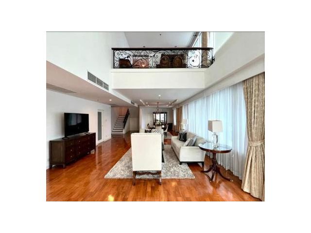 บ้าน สิริ ทเวนตี้ โฟร์ 4 ห้องนอน