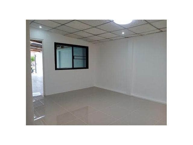 ขายถูกบ้านเดี่ยว หมู่บ้านปรีชา รามคำแหง76 ใกล้รถไฟฟ้าสายสีส้ม คลองบ้านม้า