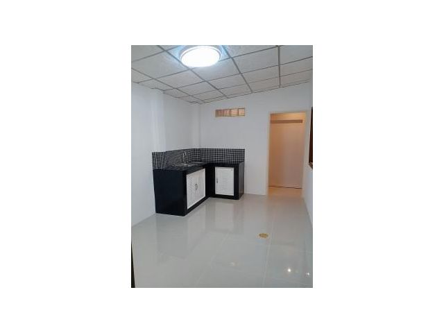 ขายถูกบ้านเดี่ยว หมู่บ้านปรีชา รามคำแหง76 ใกล้รถไฟฟ้าสายสีส้ม คลองบ้านม้า