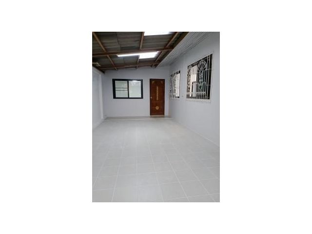 ขายถูกบ้านเดี่ยว หมู่บ้านปรีชา รามคำแหง76 ใกล้รถไฟฟ้าสายสีส้ม คลองบ้านม้า