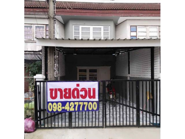ขายถูกมาก!! ทาวน์โฮม 2 ชั้น รีโนเวทใหม่ ม.กลาโหมนิเวศน์ พุทธมณฑลสาย5 ทำเลดี ใกล้เซ็นทรัล โลตัส  แม็คโคร รพ.ฯ