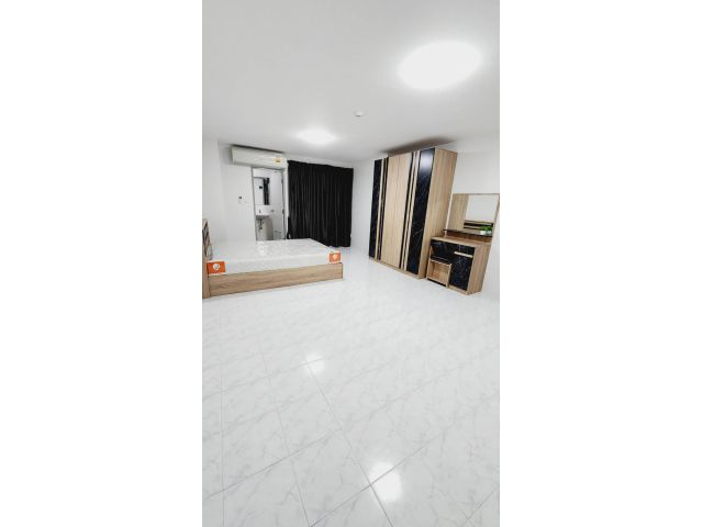 ขาย พร้อมผู้เช่า คอนโดสะพานควาย ห้องขนาด 31 ตรม. เพียง 1.2 ล้าน สนใจโทร 089 622 0132