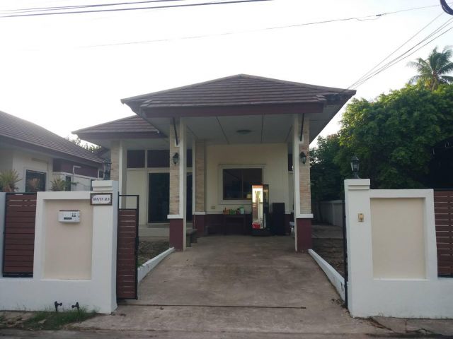 บ้านเดี่ยวชั้นเดียวศรีราชาซอยหมอย้อย 62ตรว. ขาย 2.5ล้าน  ต. สุรศักดิ์  อ.ศรีราชา จ.ชลบุรี