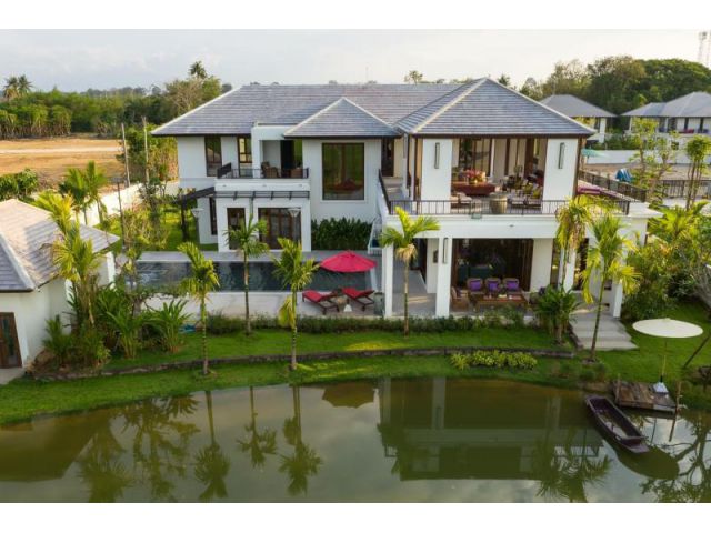 ขายบ้านหรูพูลวิลล่าสร้างใหม่ วิวทุ่งนาและดอยสุเทพ เนื้อที่ 1-1-43.8 ไร่ ราคา 53 ล้าน