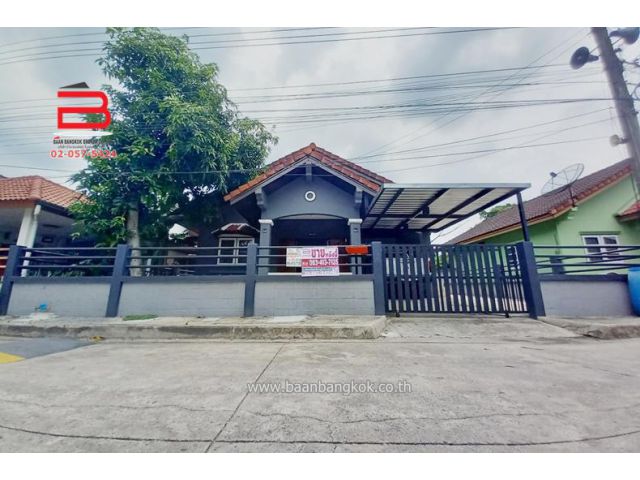 บ้านเดี่ยว หมู่บ้าน นคราลัย ซ.เชื่อมสัมพันธ์ 26 เนื้อที่ 51 ตรว. ถนนลำไทร เขตหนองจอก