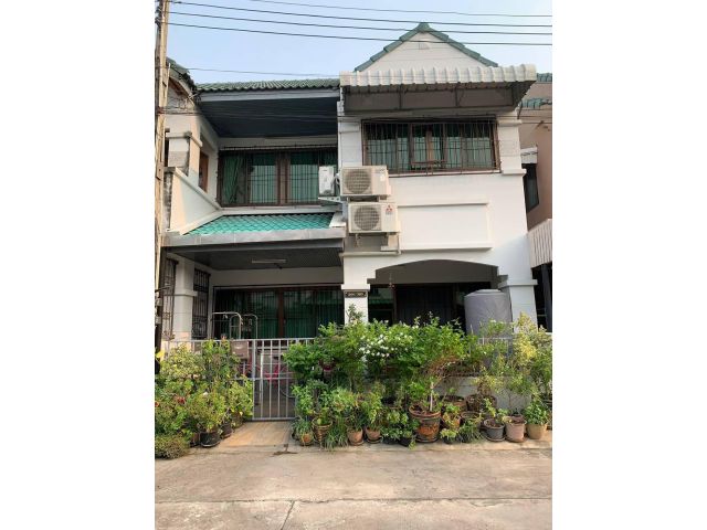 ทาวเฮ้าส์ 2 ชั้น 18.2 ตรว. 3 ห้องนอน 2 ห้องน้ำ 2.95ล้าน ต.แสนสุข อ.เมือง จ.ชลบุรี - บ้านทาวเฮ้าส์อยู่แยกรังเลใกล้บางแสน ห้างแหลมทอง ตลาดหนองม