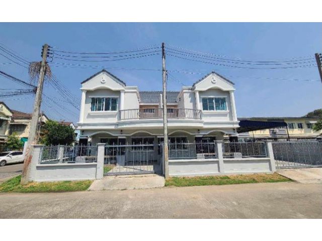 ขายบ้านแฝดติดถนนแถวหางดงทำเลค้าขายได้พร้อมโอน