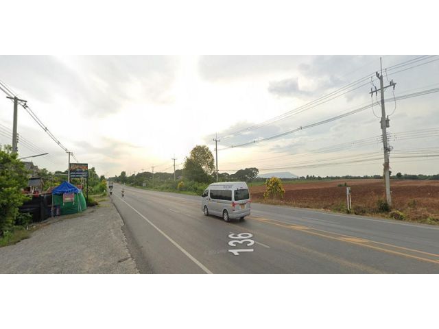 ที่ดินทำเลทองติดถนนใหญ่ 3017 โฉนด 9 ไร่ หน้ากว้าง 28 เมตร ใกล้เขื่อน..