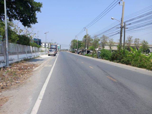 ขายที่ดิน บางนา กม 23 พื้นที่สีม่วง ขนาดที่ดิน 40 ไร่ แบ่งขาย