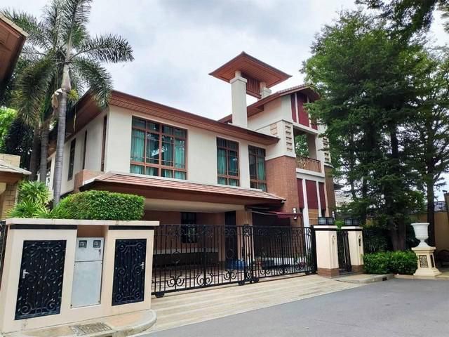 PLE197 ให้เช่าบ้านเดี่ยว2ชั้น หมู่บ้านแสนสิริ สุขุมวิท67 พร้อมสระว่ายน้ำส่วนตัว ใกล้BTSพระโขนง