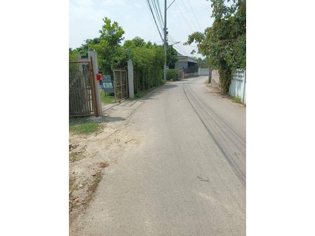 ขายที่ดินหลังตลาดหางดงแบ่งแปลงเรียบร้อยแล้วโฉนดพร้อมโอน