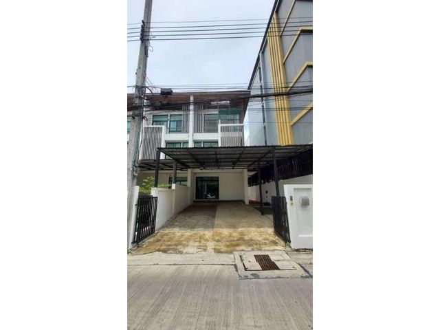 ขาย ทาวน์โฮม Cozy ซอยนาคนิวาส 24 ลาดพร้าว 71