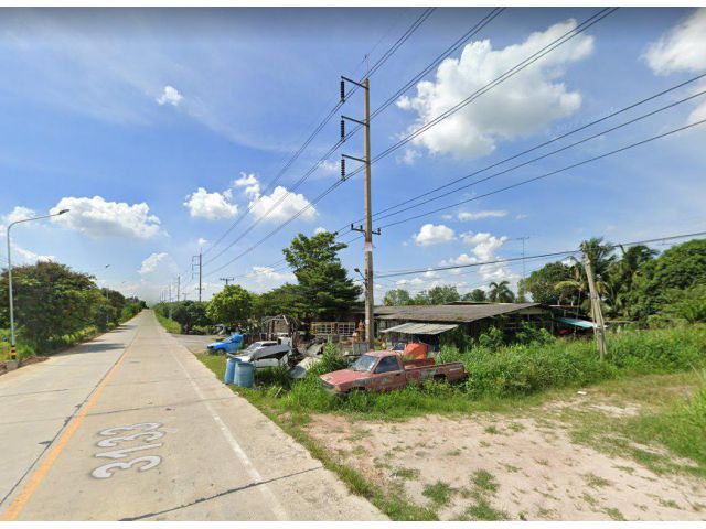 ขายที่ดินหนองอิรุณ 2.5 ไร่ หน้ากว้างติดถนน 35 เมตร ติดถนนเส้น 3133 ใกล้แยกหนองชาก - 7 กม. บ้านบึง ชลบุรี