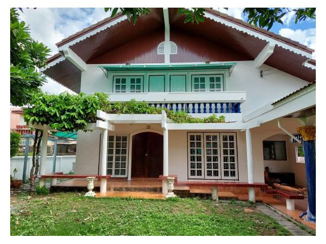 ให้เช่าบ้าน 2 ชั้น พื้นที่ขนาดใหญ่ 101 ตรว. หมู่บ้านสวนสน ซอยรามคำแหง 60 แขวงหัวหมาก บางกะปิ ใกล้แยกลำสาลี เดอะมอล์บางกะ