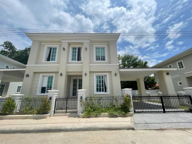 The Luxury British style Living in Chiang Mai  บนทำเลความสะดวกสบายรอบด้านที่สุดแห่งการใช้ชีวิตอย่างแท้จริง บรรจงออกแบบอย