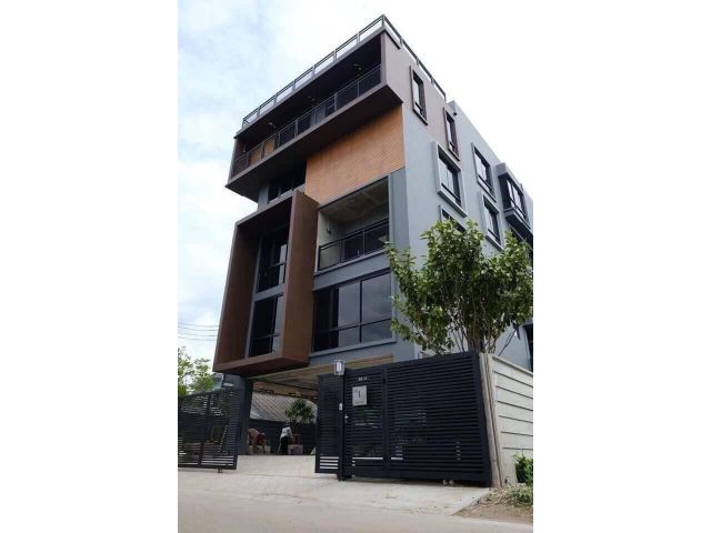 Home office for rent ให้เช่าโฮมออฟฟิศใหม่ 6 ชั้น Loft Style พร้อมลิฟท์