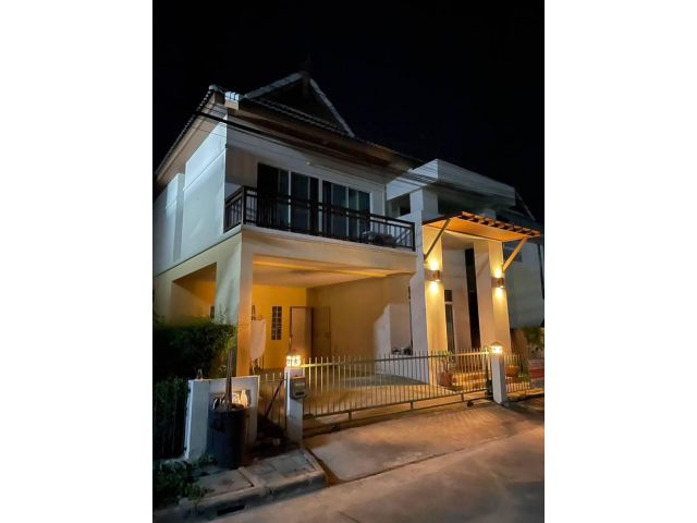 ขายเเละให้เช่าบ้านสันทราย ใกล้กาดสามแยก ราคาให้เช่า 25,000 บาท/เดือน