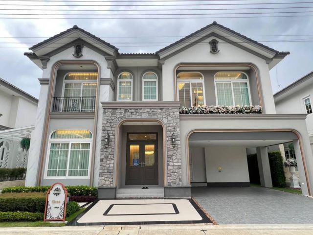 บ้านเดี่ยว แกรนดิโอ 2 พระราม 2 2 ชั้น เล่นระดับ บ้านหลังใหญ่สไตล์ยุโรป พื้นที่ใช้สอยและฟังก์ชันเยอะ แบบบ้าน SIENA