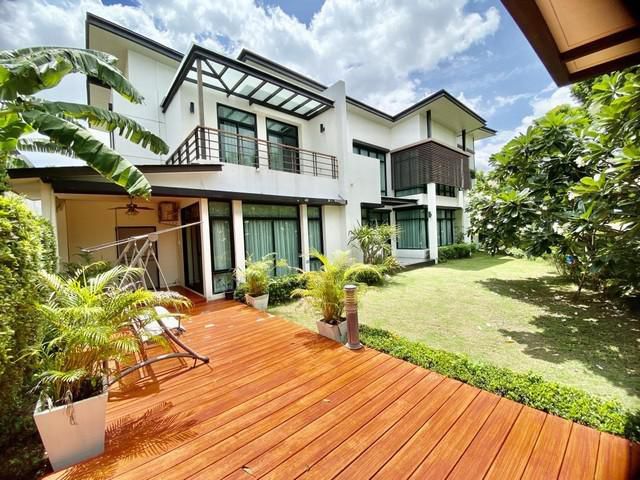 For Sale ขาย บ้านเดี่ยว หลังมุม หมู่บ้านอควาดิวิน่า รามคำแหง94 ใกล้ห้างเดอะพาซิโอ้ รามคำแหง