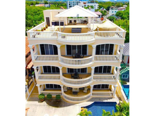 ขายกิจการตึก 4 ชั้นพร้อมสระว่ายน้ำ ชั้นบนมองเห็นวิวทะเล ใกล้หาดราไวย์ เนื้อที่ 80 ตร.วาขาย 55 ล้าน