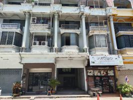ขายตึกศรีราชาฮาเบอร์มอล พิเศษ  4ชั้น ครึ่ง เพียง 2390000 บาท