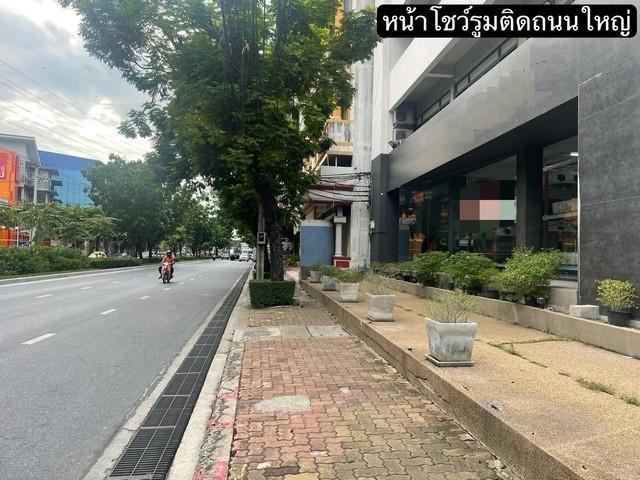 PT12 ให้เช่า โชว์รูม ขนาด 226 ตรม พัฒนาการ43 พร้อมห้องเก็บของ ติดริมถนนใหญ่ ‬ เหมาะทำโชว์รูมโชว์สินค้า ใกล้ BTS หัวหมาก