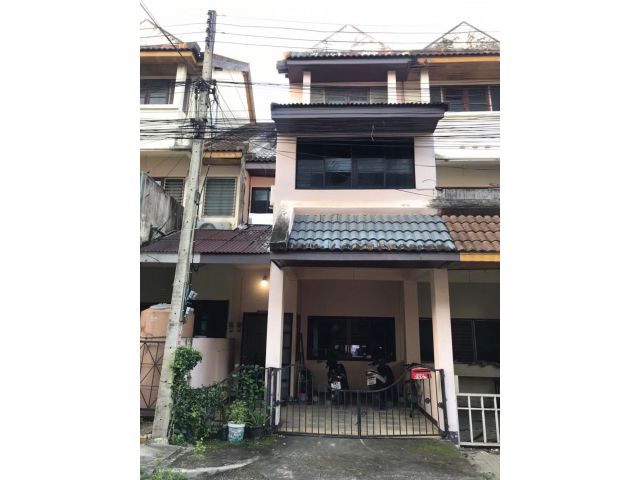 ขายบ้าน 3 ชั้น 17.4 ตารางวา เมืองเชียงใหม่ ตำบลช้างเผือก สนใจโทร 084 2109 009