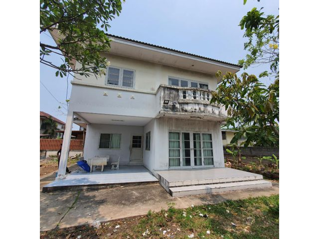 PK587  ให้เช่าที่ดินแปลงสวยหัวมุมซอยแบริ่ง25/1 พร้อมบ้าน ให้เช่าที่ดินแปลงงาม เนื้อที่ 225 ตรว  ค่าเช่า 40,000 ต่อเดือน