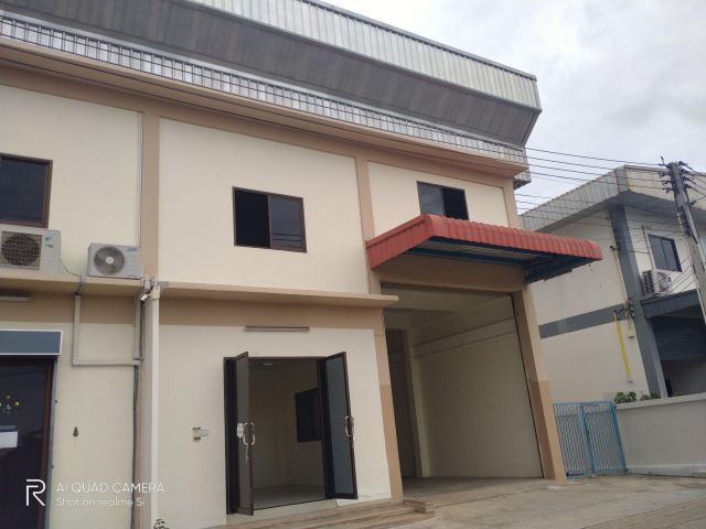 AR007 ให้เช่าที่พร้อมโรงงาน+โกดังสำนักงาน 2 ชั้น เข้าใช้พื้นที่ได้เลย ขนาด 400 ตร.ม เดินทางสะดวก สมุทรสาคร