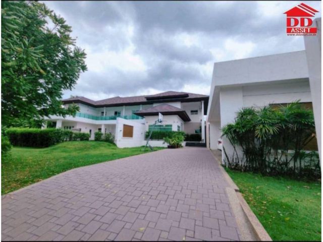 For Sale บ้าน ในสนามกอล์ฟ วินด์มิลล์ ถนนบางนาตราด