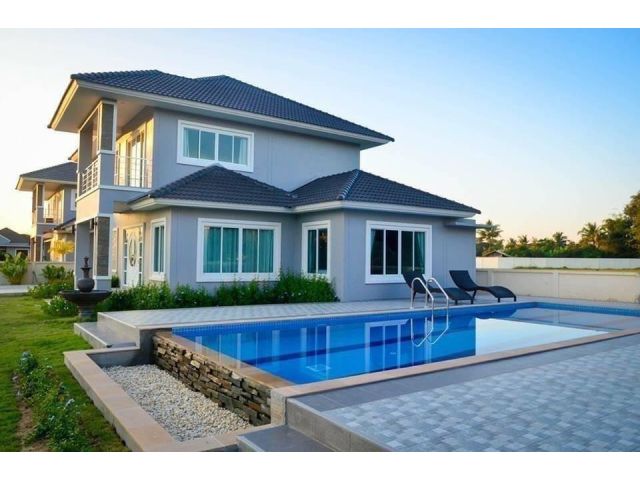 ขายและให้เช่าบ้านโครงการ ใกล้เซ็นทรัล เนื้อที่ 180 ตร.ว ราคาเช่า 55,000 บาท