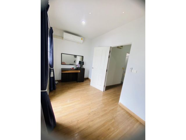 ขายบ้านติดถนนใหญ่ 345-ราชพฤกษ์หมู่บ้านลภาวัน 23แปลงมุมตกแต่งพร้อมอยู่ *ฟรีค่าโอน