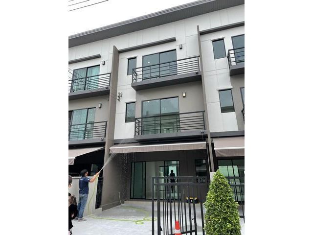 HR2622 ให้เช่าทาวน์โฮม 3 ชั้น ถนนสุขุมวิท77 ซอยอ่อนนุช 70ทับ1 โครงการบ้านกลางเมือง ศรีนครินทร์-อ่อนนุช