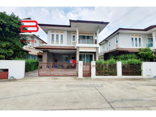 บ้านเดี่ยว หมู่บ้าน ลัดดาวิลล์ 4 เนื้อที่ 58.7 ตรว. ถนนกาญจนาภิเษก อ.บางบัวทอง จ.นนทบุรี