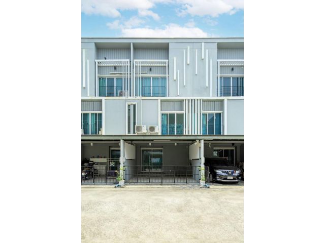 ขาย ทาวน์โฮม Patio Rama 2 พาทิโอ พระราม 2 155 ตรม. 18.7 ตร.วา