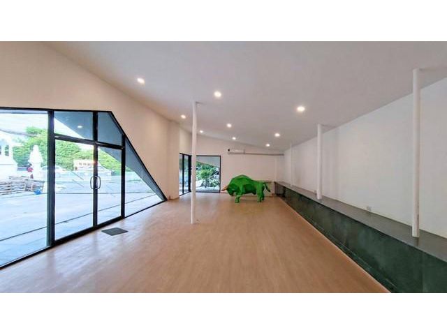 Building for rent ให้เช่าอาคารสร้างใหม่ 285 ตรม. ติดถนนศรีนครินทร์ ข้างวัดศรีเอี่ยม ใกล้เซ็นทรัลบางนา