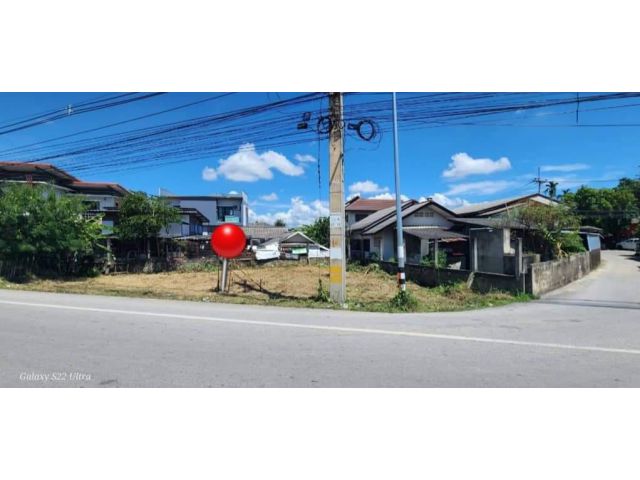 ขายที่ดินติดถนนแยกลิขิตชีวันหนองจ๊อมสันทรายพร้อมโอน