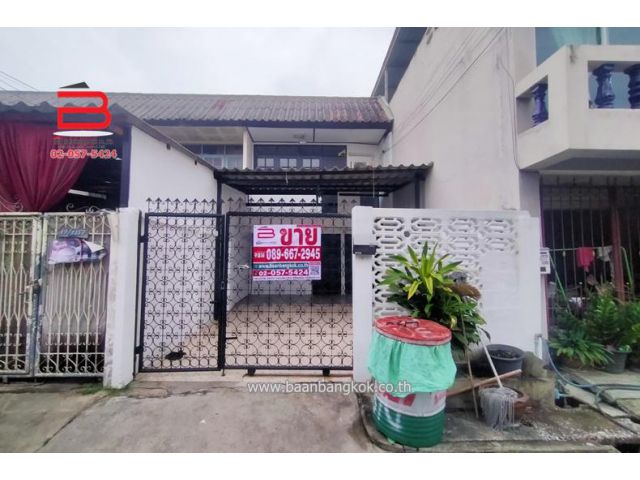 ทาวน์เฮาส์ หมู่บ้าน สวัสดิการ กทม. ซ.แจ้งวัฒนะ-ปากเกร็ด 28 เนื้อที่ 18 ตรว. ถนนแจ้งวัฒนะ อ.ปากเกร็ด จ.นนทบุรี