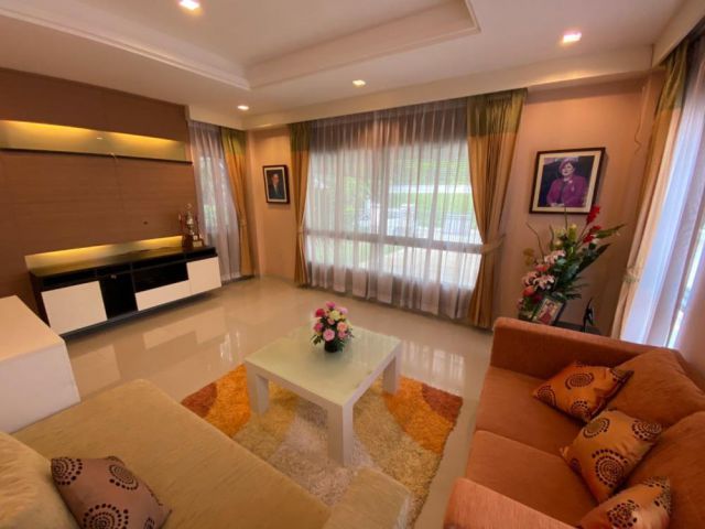 ขายบ้านเดี่ยว หมู่บ้านนันทวัน สาทร - ราชพฤกษ์ ใกล้ BTS และ MRT บางหว้า บ้านสวย แต่งครบพร้อมอยู่  รายละเอียด - ขนาด 68.8