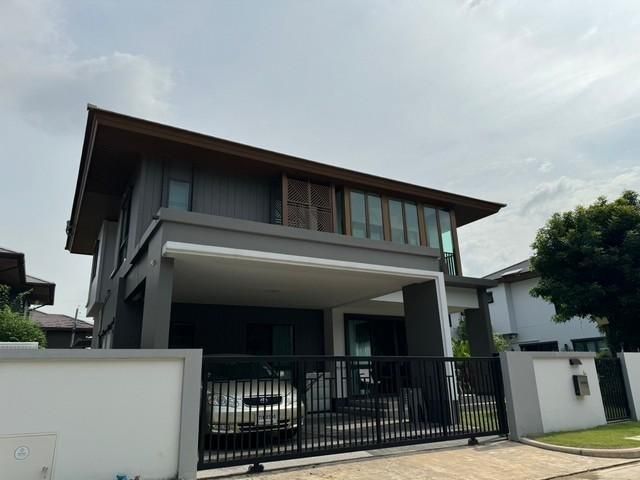 PS01 ให้เช่า บ้านเดี่ยว 2 ชั้น บุราสิริ พัฒนาการ Burasiri Pattanakarn  บ้านหรูตกแต่งพร้อมอยู่ ใกล้แอร์พอร์ตลิงค์