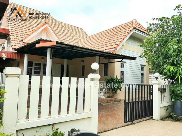 ม.สิริกานต์ บ้านเดี่ยว 2 ชั้น 60 ตร.ว. ต่อเติมสวย พร้อมอยู่ มี 3 นอน 3 น้ำ ถนนหน้าบ้านกว้าง 8 เมตร อ.บางใหญ่ จ.นนทบุรี