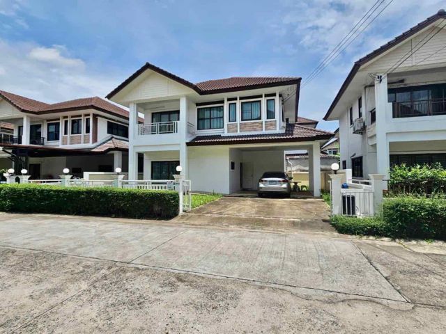 ถูกที่สุดในโครงการ!! บ้านเดี่ยว 2 ชั้น มบ.โกลเด้น ปาร์ค ไร่กล้วย-ศรีราชา ทำเลทอง ใกล้เจพาร์ค มอเตอร์เวย์  10นาทีถึงโรบิน