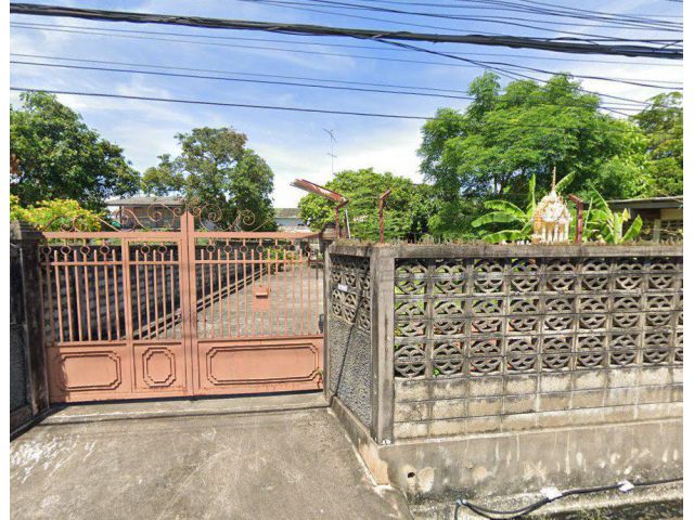 ขายบ้านพร้อมที่ดินทำเลดี 204 ตรว. ใจกลางเมืองศรีราชา ถ.วัดวังหิน ซอย3 ใกล้เซ็นทรัล โรบินสันและสุขุมวิท 900 เมตร จ.ชลบุรี