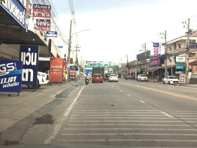 ##ที่ดินเปล่าใกล้นิคมอมตะซิตี้ชลบุรี ติดถนนบ้านเก่า ซอย5 เนื้อที่ 374ตรว. ที่ดินห่างจากแยกดอนหัวฬ่อ 1 กม.ใกล้ห้างโรบินสันดอนหัวฬ่อ ##