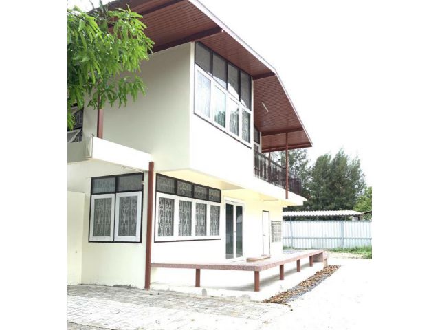 ให้เช่าบ้านเดี่ยว 2ชั้น 88 ตร.ว. มี 3ห้องนอน 2ห้องน้ำ จอดรถ 7คันในบ้าน