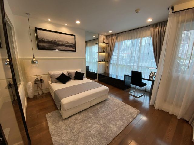 The Address Chidlom for rent Studio unit 40 sqm. rental 21,000 baht/month